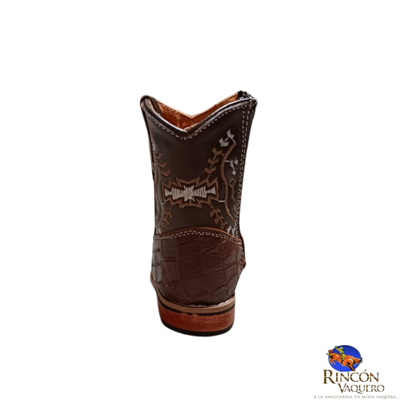 Bota para niño con grabado de cocodrilo