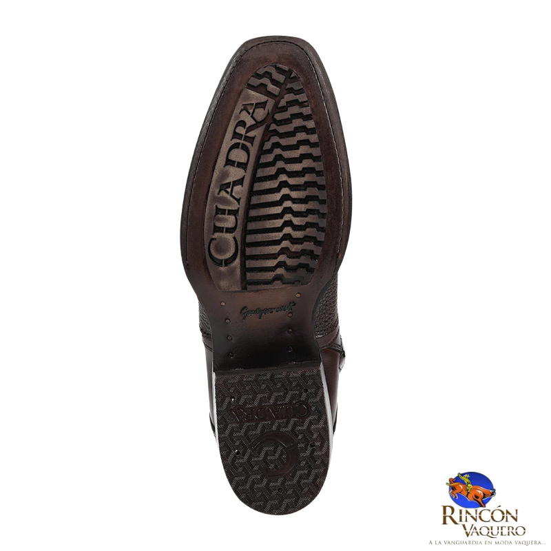 Bota de piel color miel con grabado laser