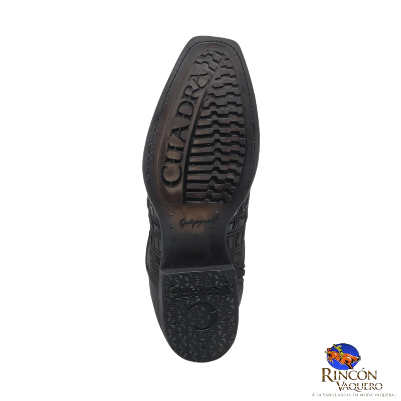 Bota urbana en piel genuina para caballero.