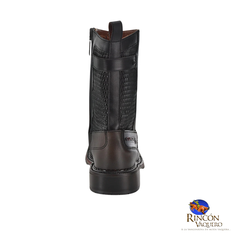 Bota de piel exótica color negro