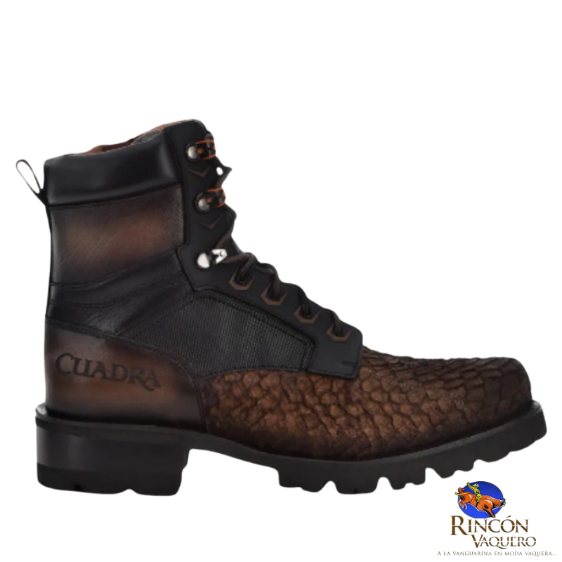 Bota para caballero en piel genuina de pez