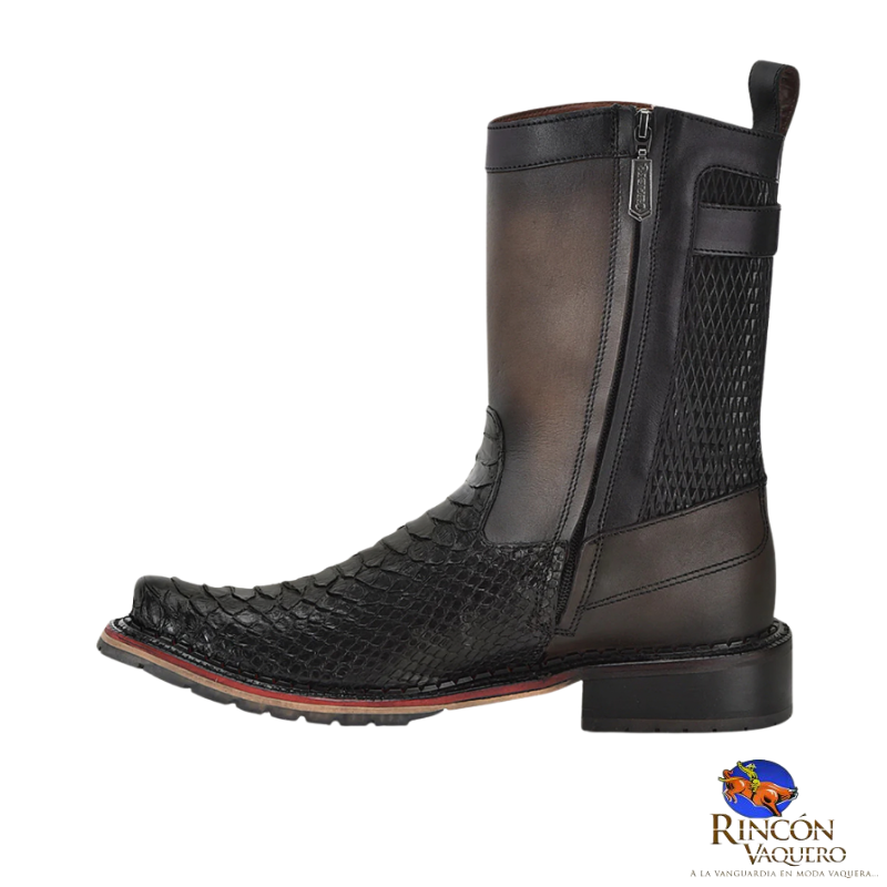 Bota de piel exótica color negro