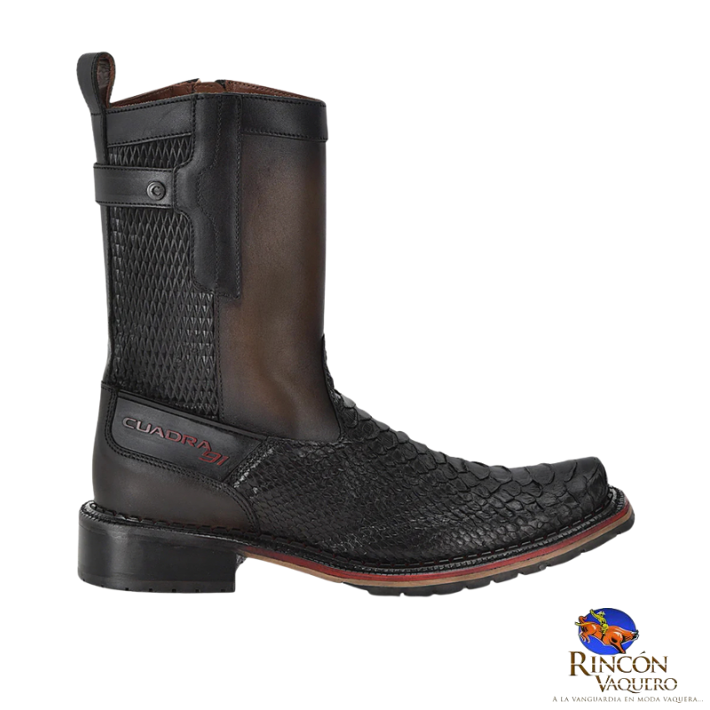 Bota de piel exótica color negro