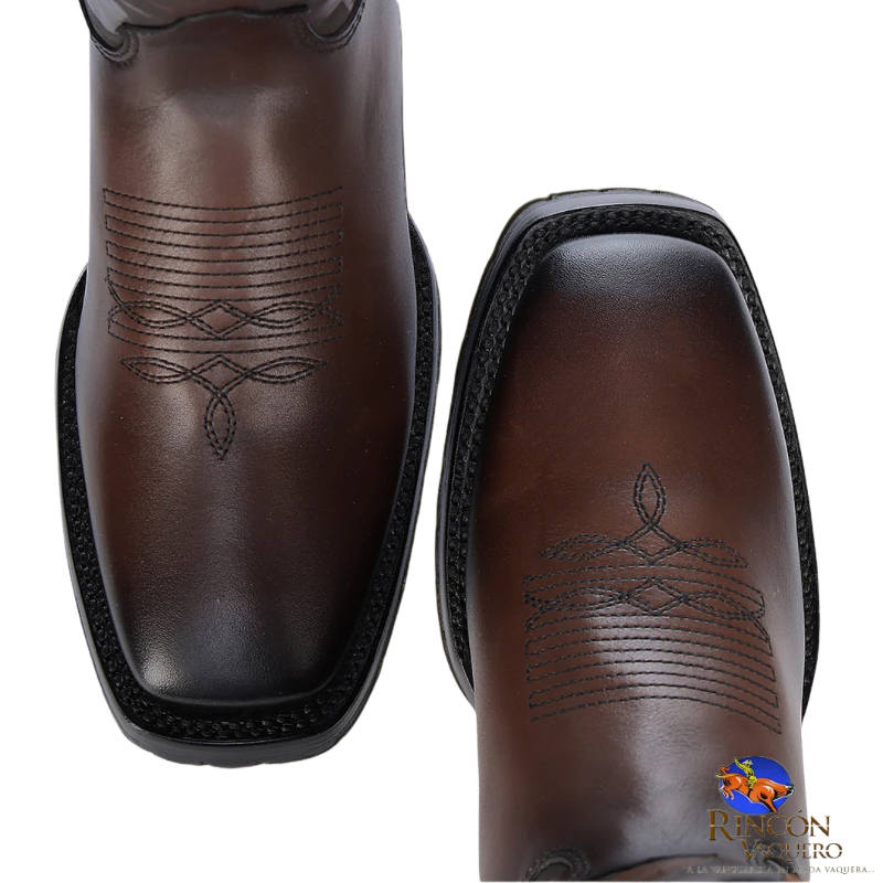 Bota para caballero en piel genuina de res crus Maple