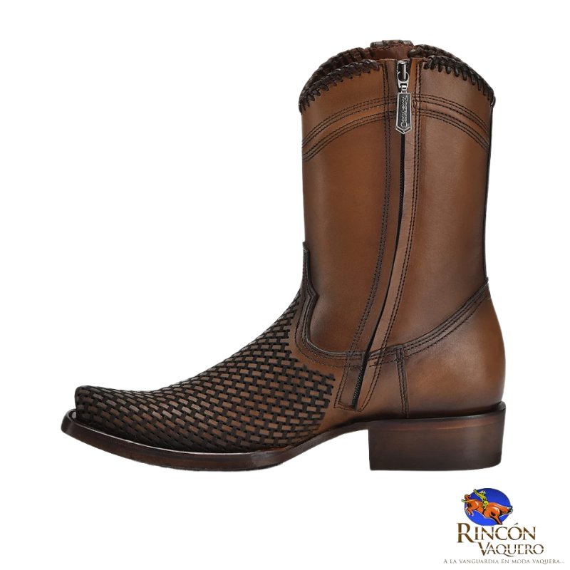 Bota casual en piel genuina para caballero